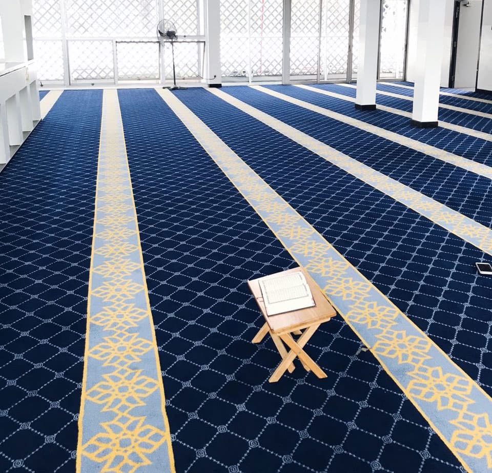 Masjid Ar-Raudhah prayer hall